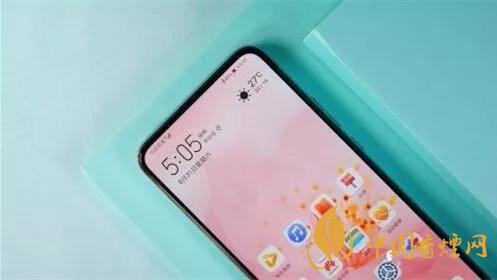 華為暢享20plus和realmev3哪個(gè)好？?jī)煽钍謾C(jī)參數(shù)對(duì)比測(cè)評(píng)