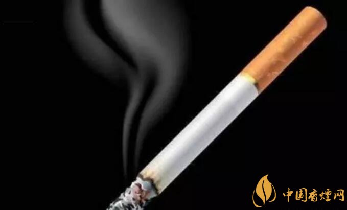 一天抽幾根煙合適，一天一包煙患癌幾率大