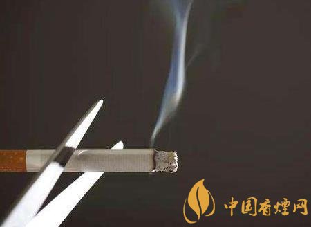 吸煙和戒煙之間如何權(quán)衡 吸煙應(yīng)該注意場(chǎng)合！